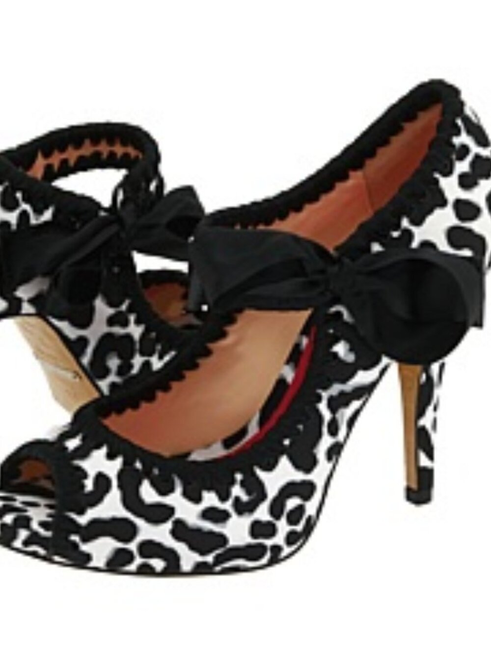 Betsey Johnson Calandra III size: 7